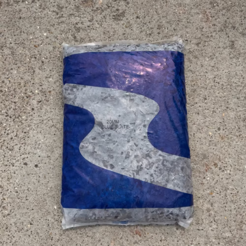 20mm Blue Slate Chippings - Image 4