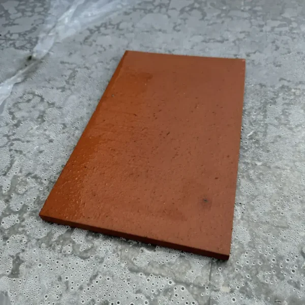 Red Nibless Creasing Tile